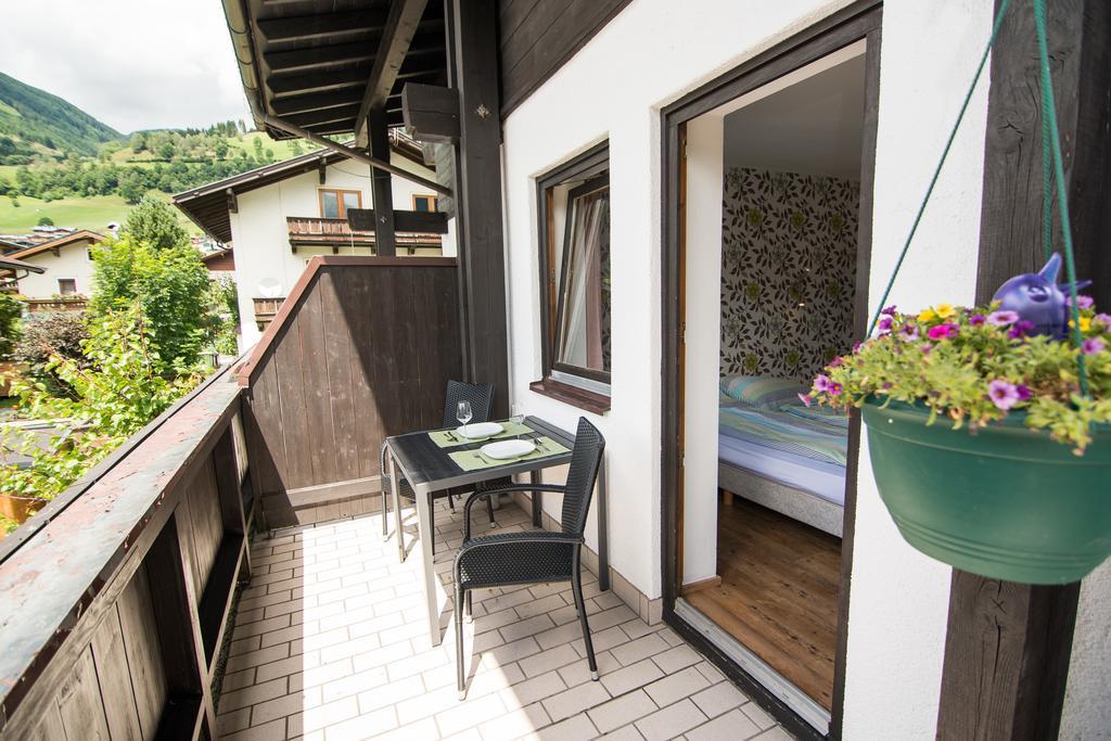 Haus Brandeck Hotel Утендорф Екстериор снимка